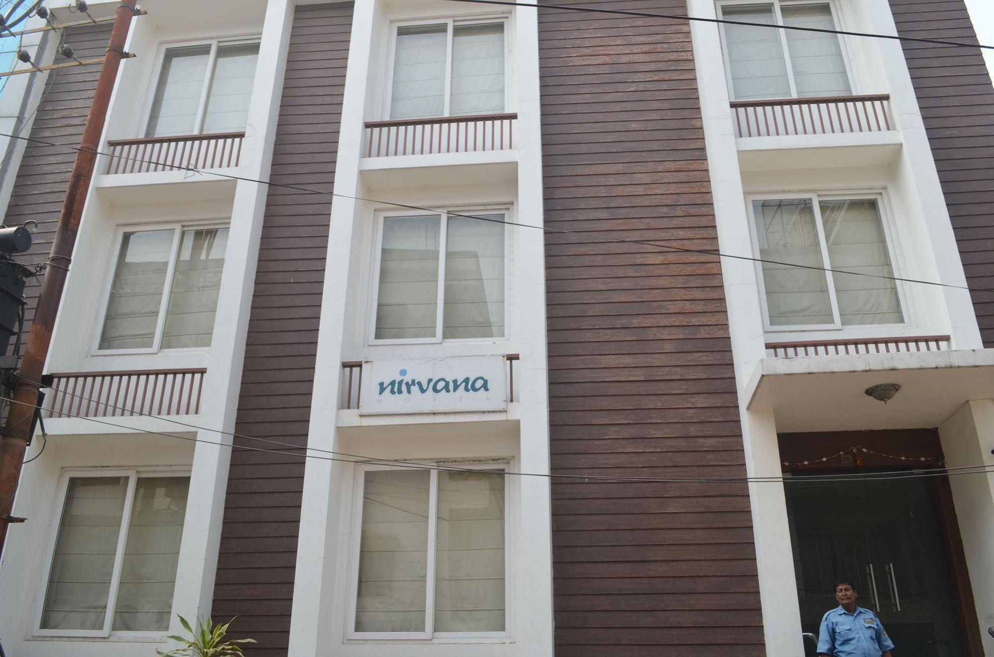 Nirvana Hotel バラナシ エクステリア 写真