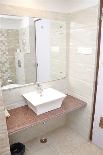 Nirvana Hotel バラナシ エクステリア 写真